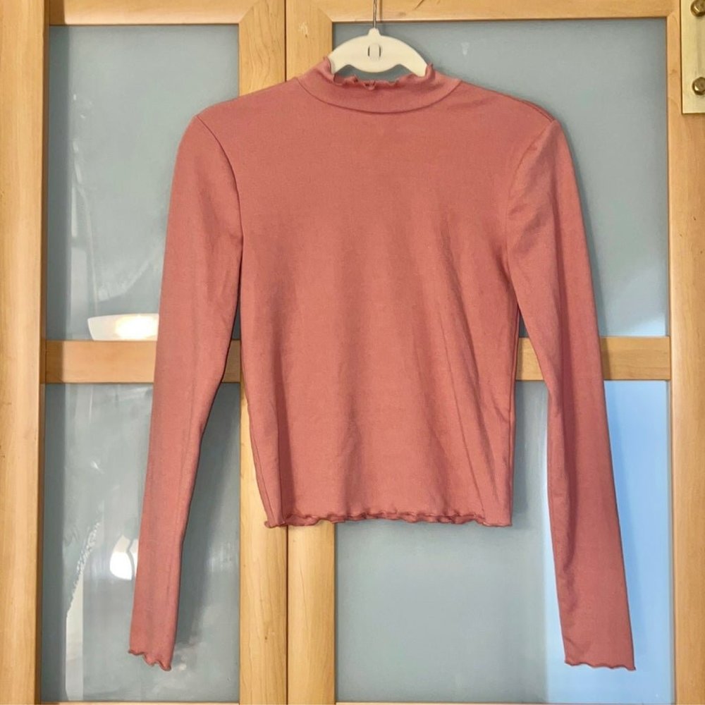 Forever 21 Pink Long sleeve Crop Top Size S